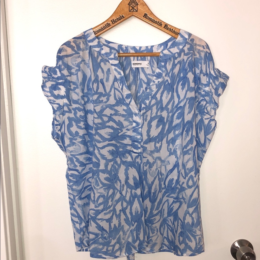 SONOMA RUFFLE SLEEVE BLOUSE